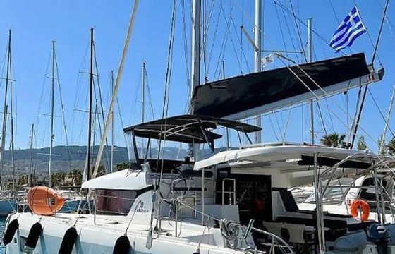 Lagoon 42
