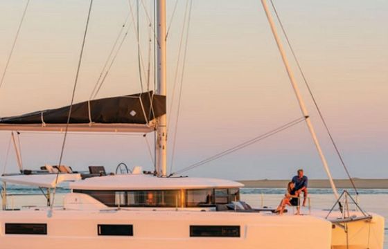 Lagoon 46 Fly