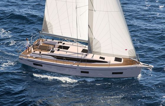 Bavaria C38