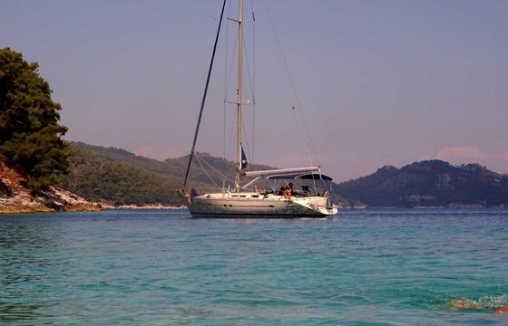 Bavaria 44