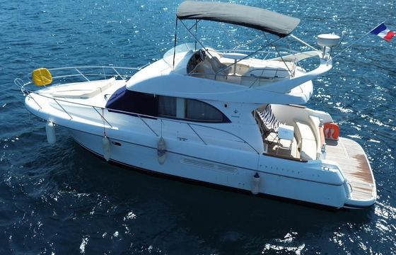 Prestige 36 Fly