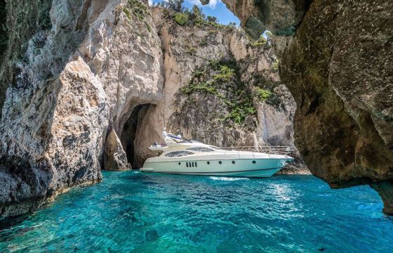 Azimut 68