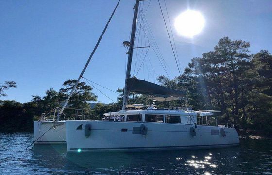 Lagoon 450F