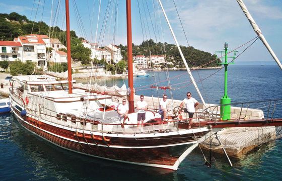 Gulet 90
