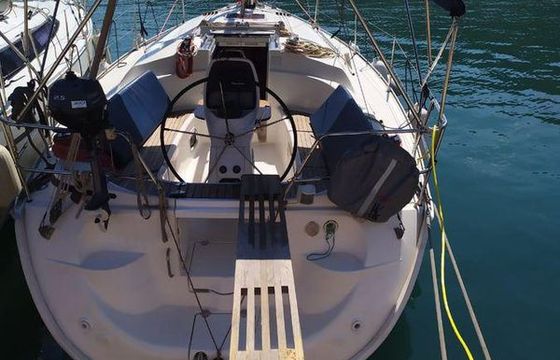 Bavaria 33