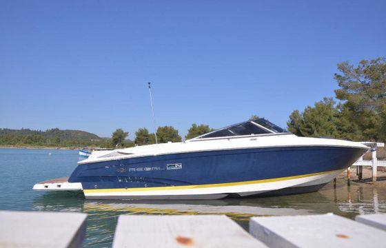 Regal 2700