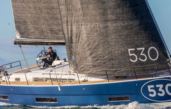 Dufour 530