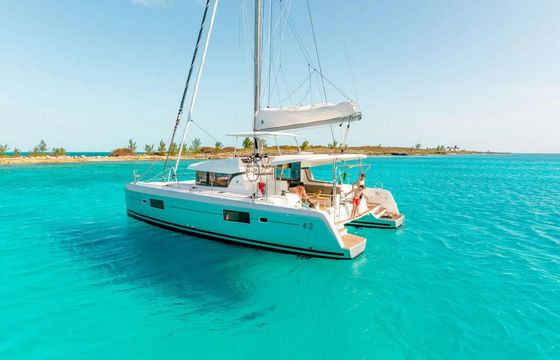 Lagoon 42