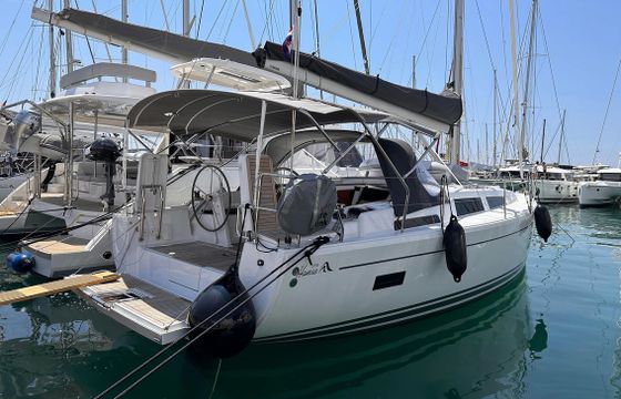 Hanse 388