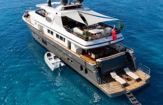 Motor yacht Custom Made
