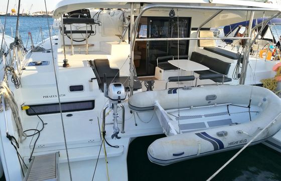 Lagoon 42