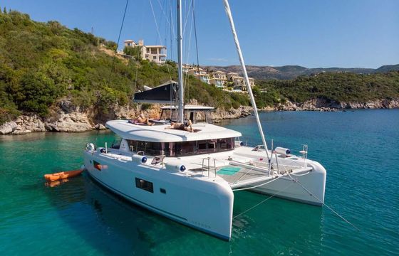 Lagoon 42