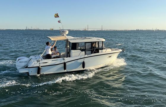 Quicksilver Pilothouse 755