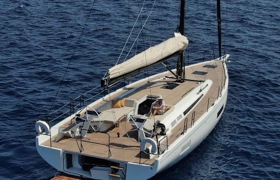 Beneteau First 53