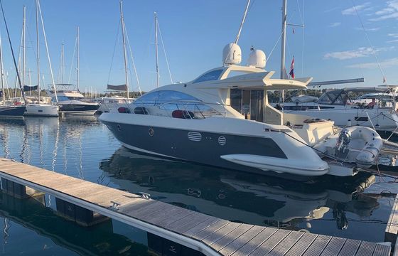 Azimut 43 S