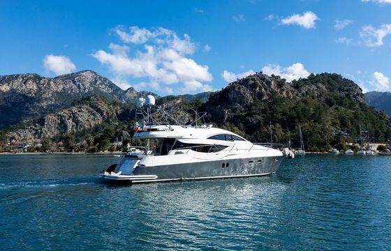 Motor yacht Custom Made