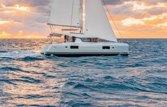 Lagoon 42