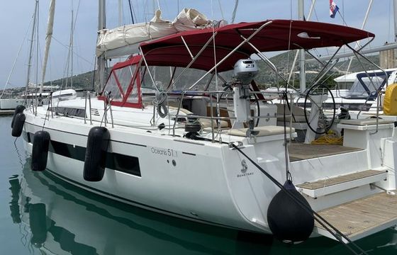 Beneteau Oceanis 51.1