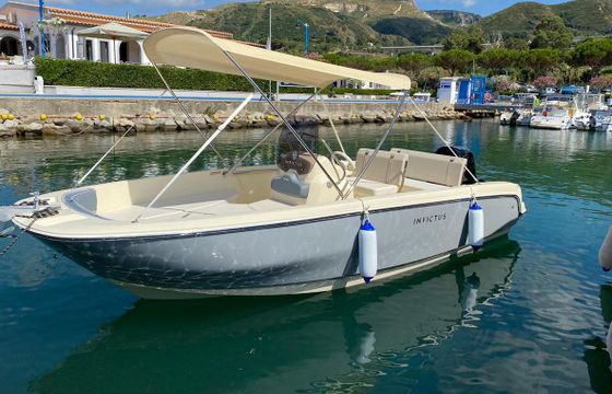 Invictus Yachts 190 FX