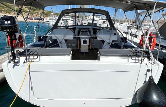 Hanse 485