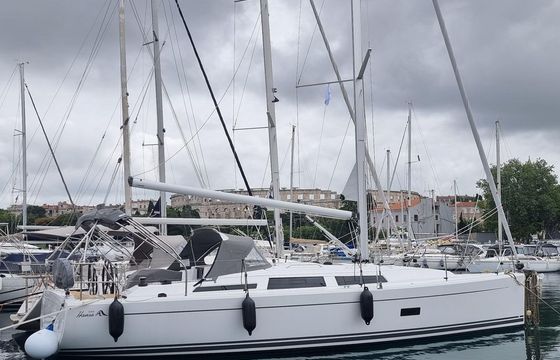 Hanse 348