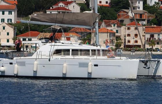 Lagoon 440