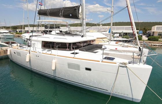 Lagoon 450 F
