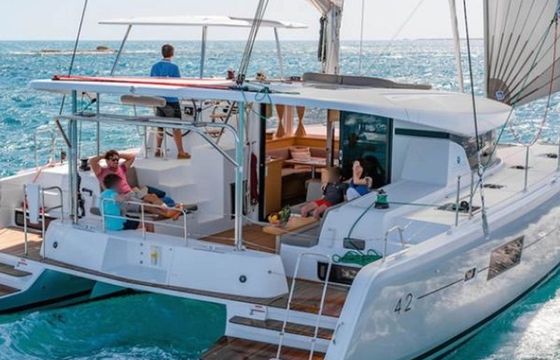 Lagoon 42