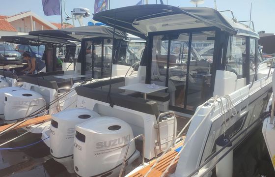 Jeanneau Merry Fisher 895