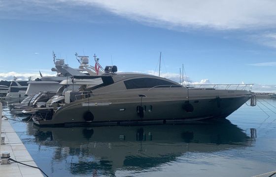 Jaguar Yachts 72