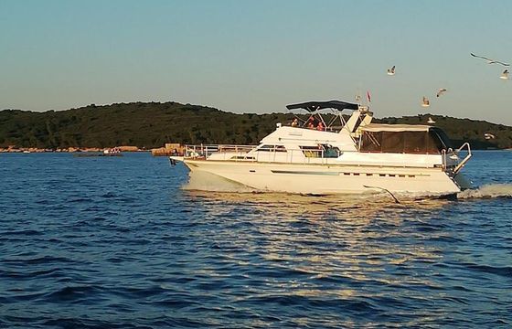 Cyrus Yachts Motoryacht