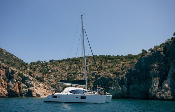 Lagoon 380