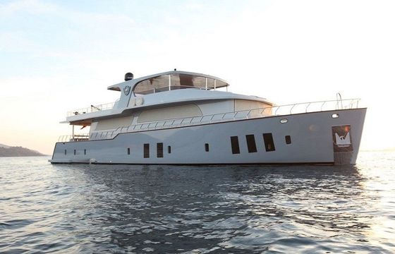 M/Y TRAWLER