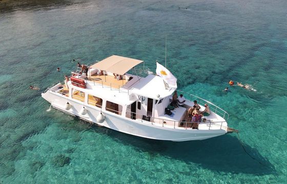 M/B Atlantis