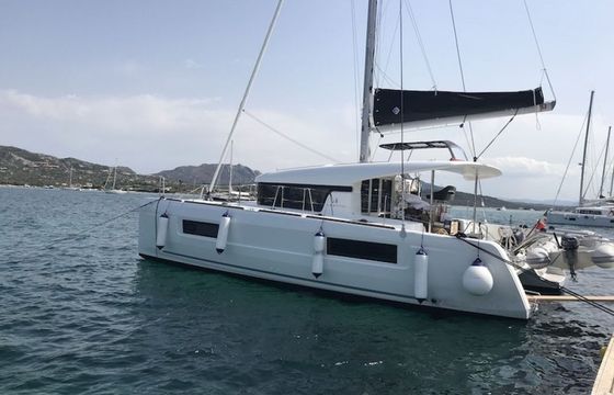 Lagoon 40