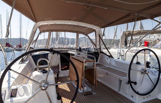 Beneteau Oceanis 41.1