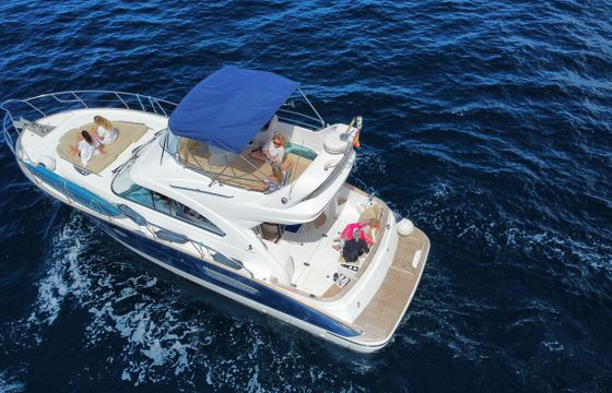 Beneteau Antares 42