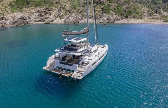 Lagoon 51