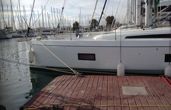 Beneteau Oceanis 51.1