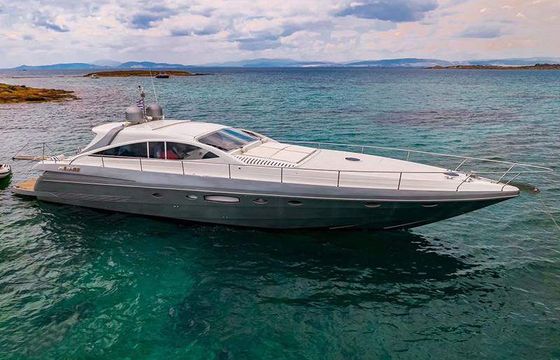 Pershing 65