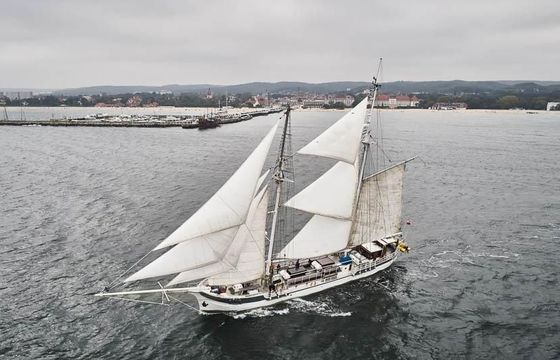 N.V. Capello Schooner 95
