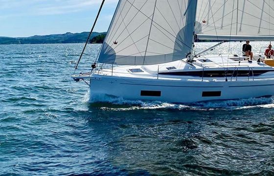 Bavaria Cruiser 42