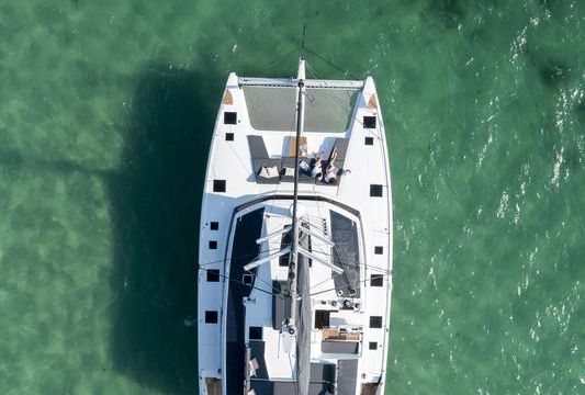 Fountaine Pajot Aura 51