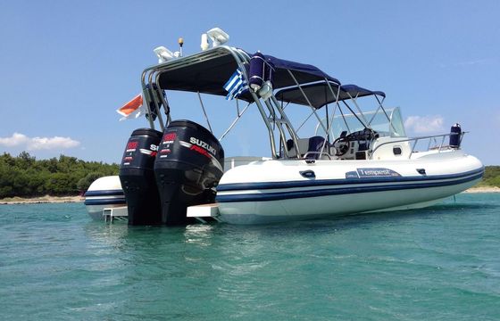 Capelli Tempest 900 Cabin