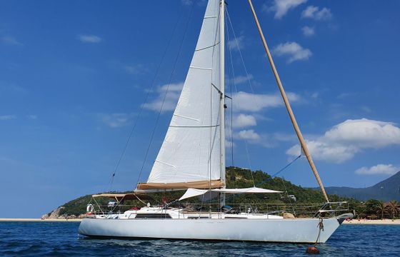S/Y Monohull