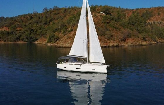 Dufour 430 GL