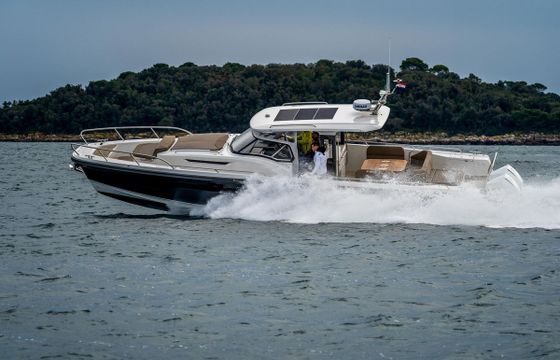 Nimbus Tender T11