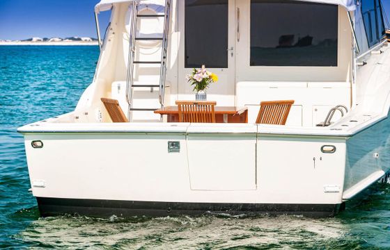 Hatteras Convertible