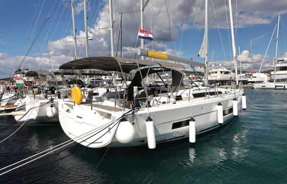 Dufour 470