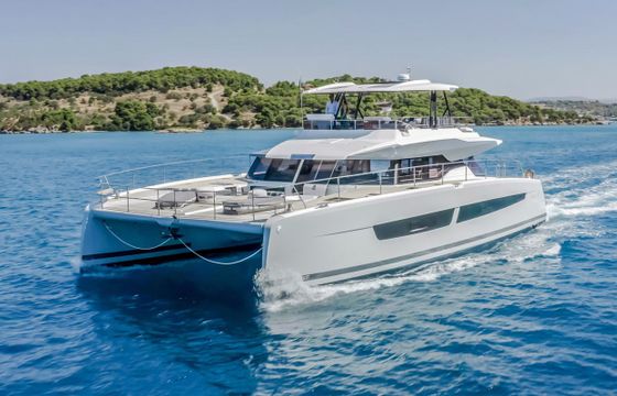 Fountaine Pajot Power 67